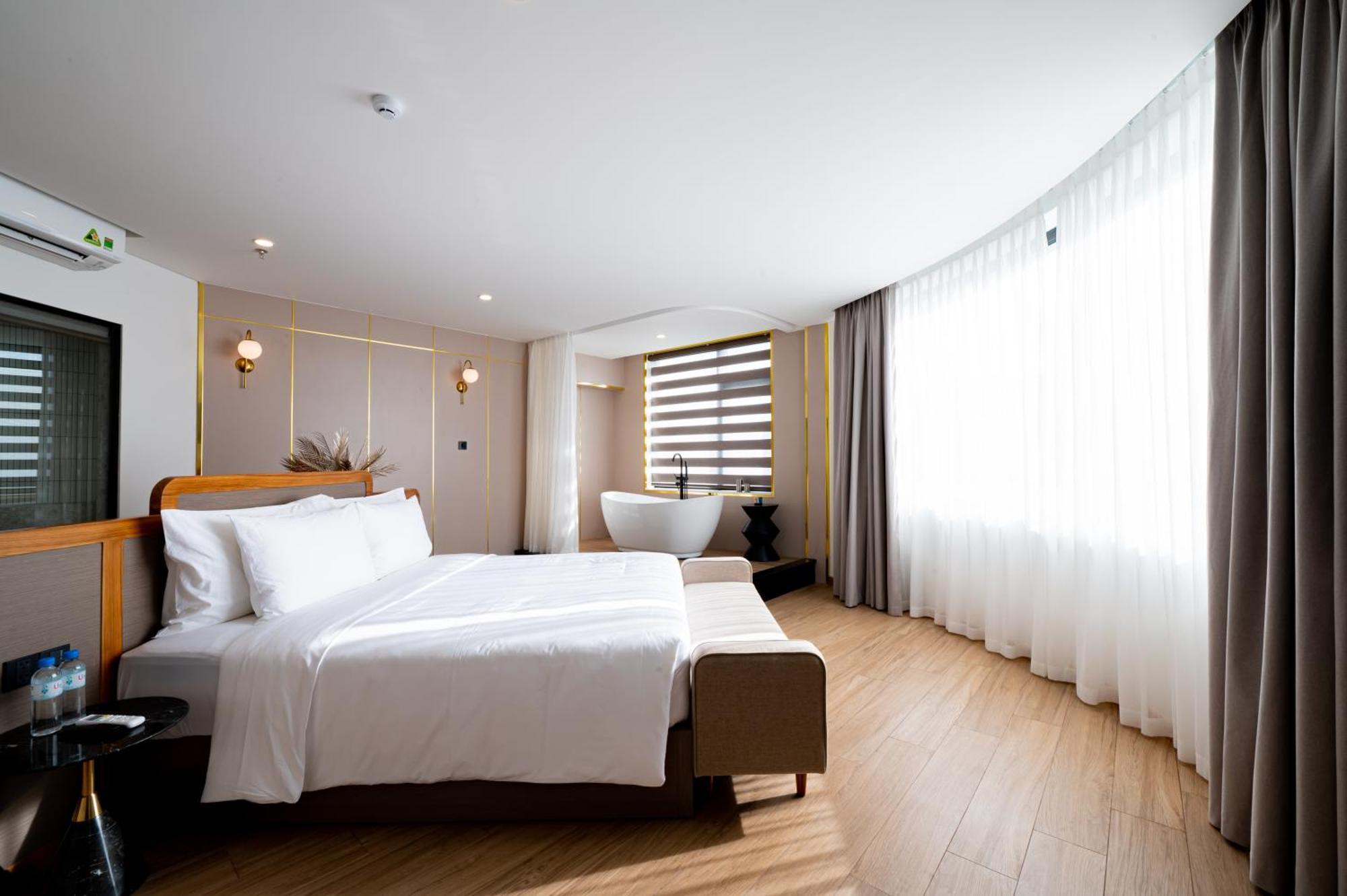 Pama Boutique Hotel & Bistro Дананг Экстерьер фото